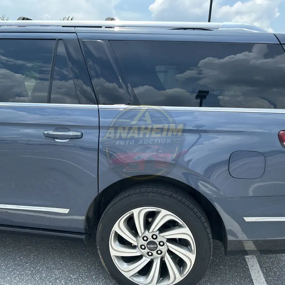 2023 Lincoln Navigator L Reserve