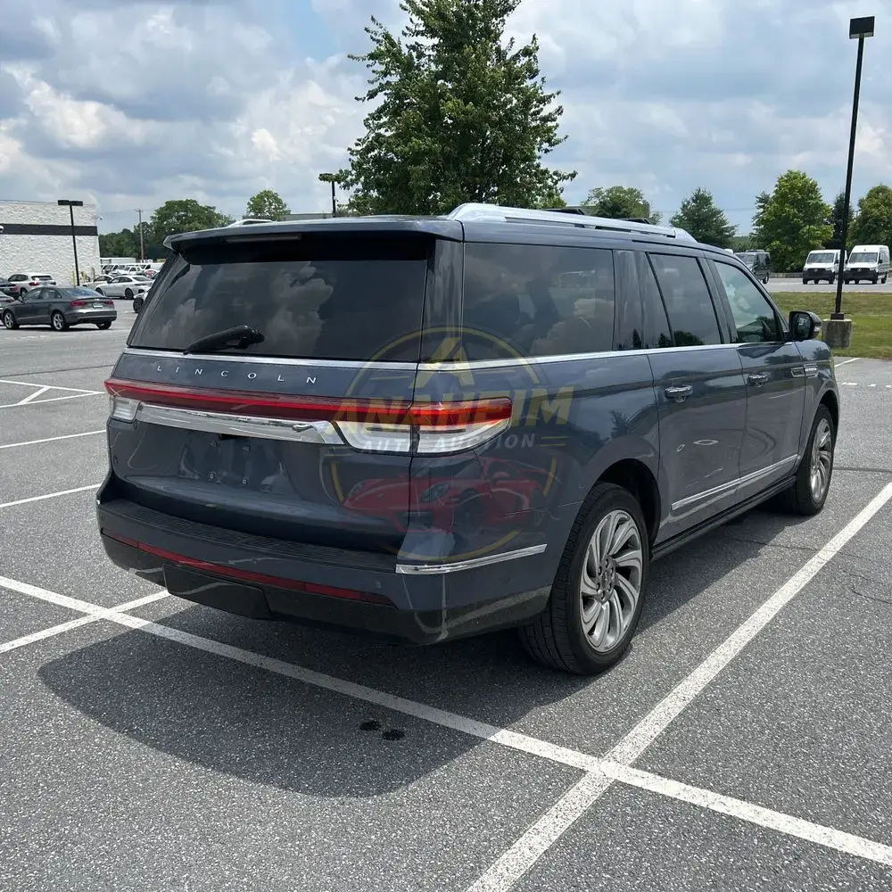 2023 Lincoln Navigator L Reserve
