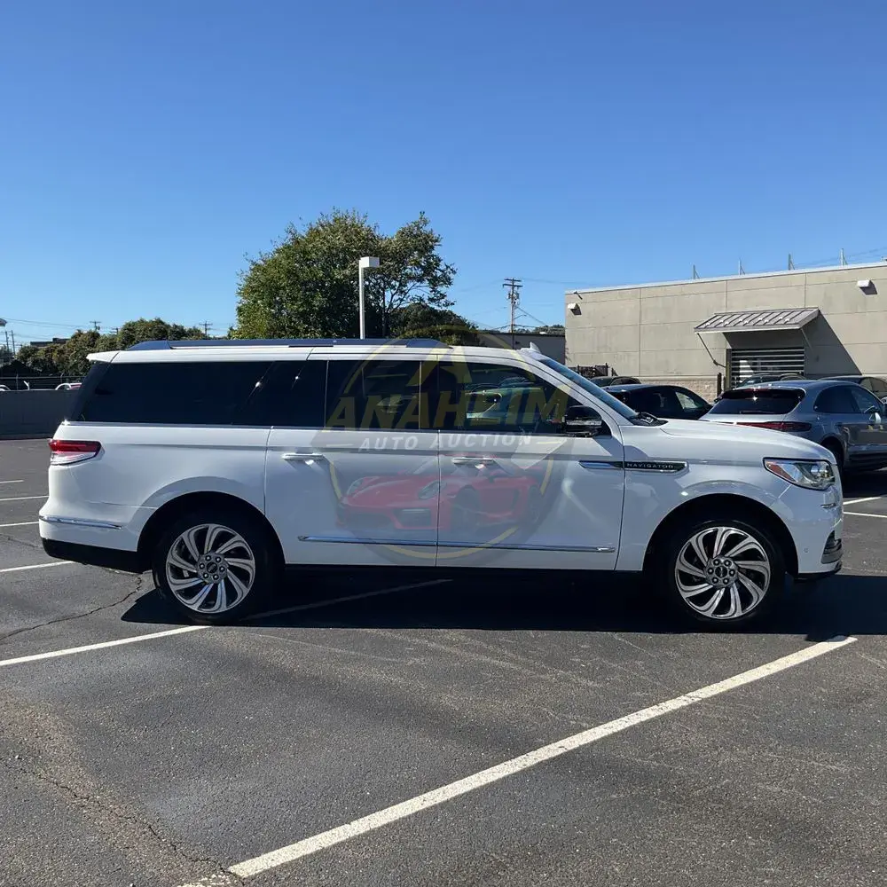 2023 Lincoln Navigator L Reserve