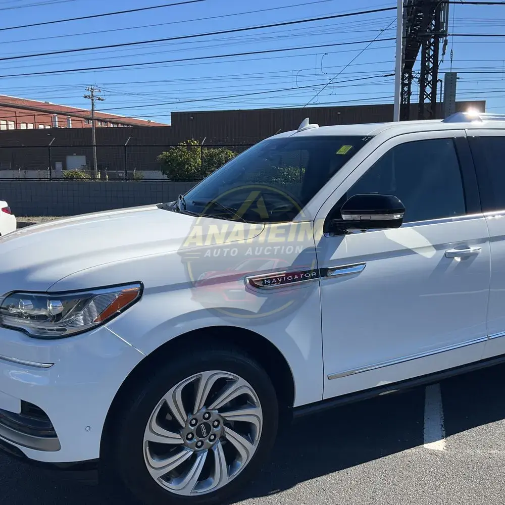 2023 Lincoln Navigator L Reserve