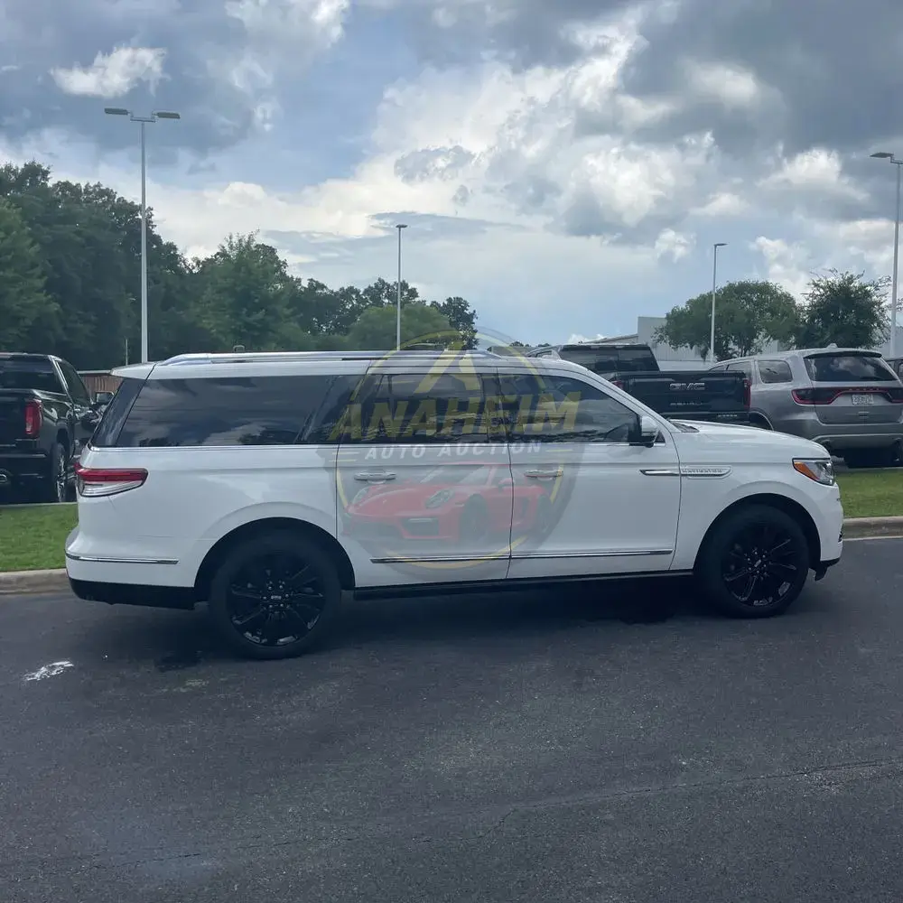 2023 Lincoln Navigator L Reserve