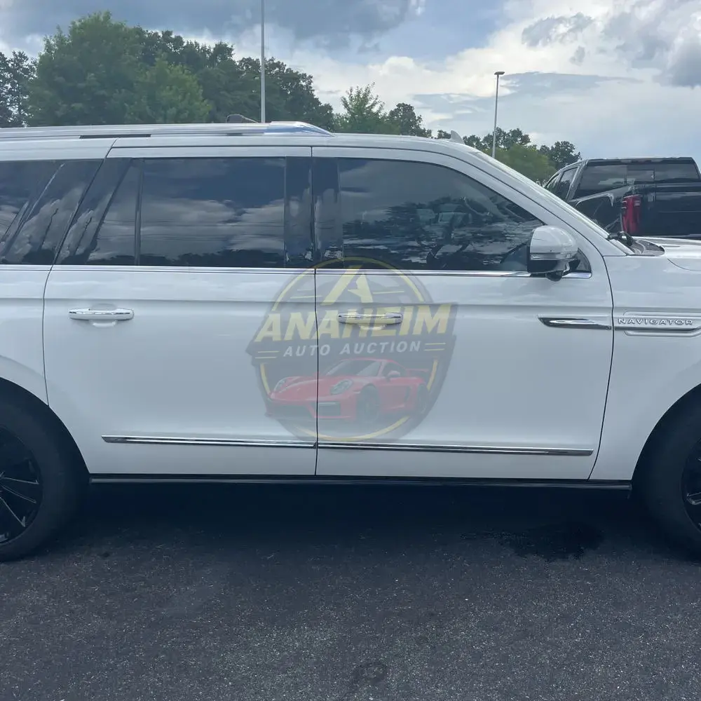2023 Lincoln Navigator L Reserve