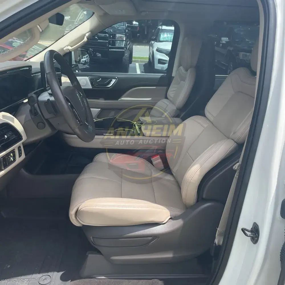 2023 Lincoln Navigator L Reserve