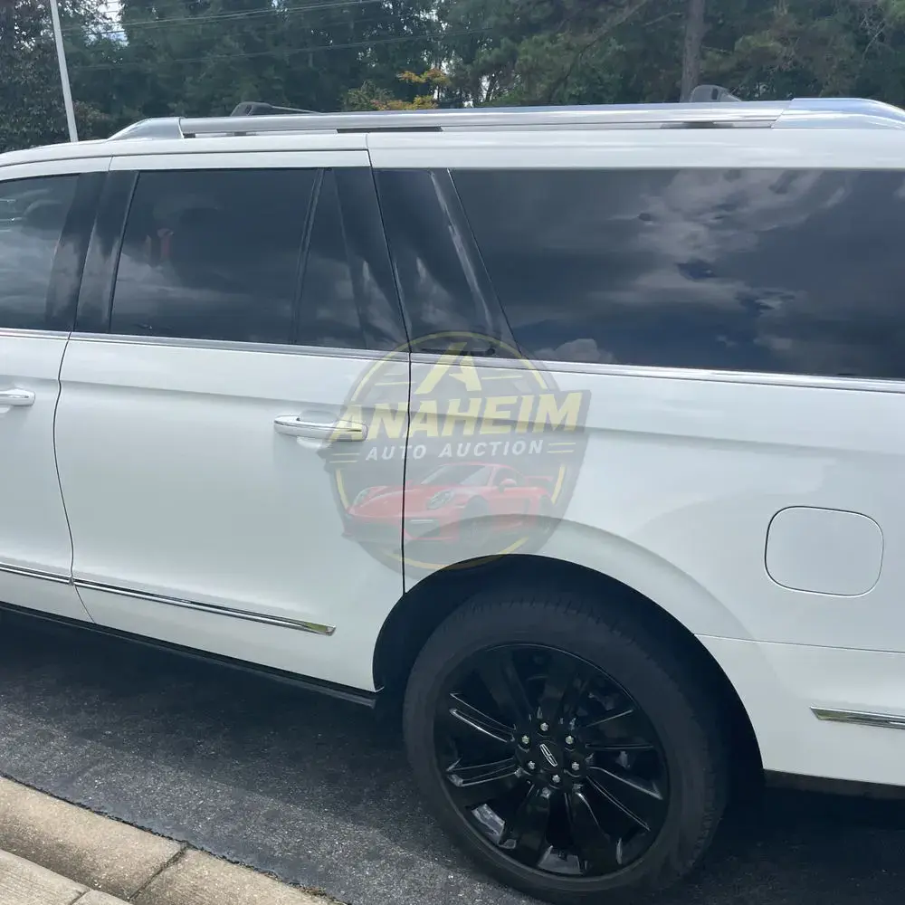 2023 Lincoln Navigator L Reserve