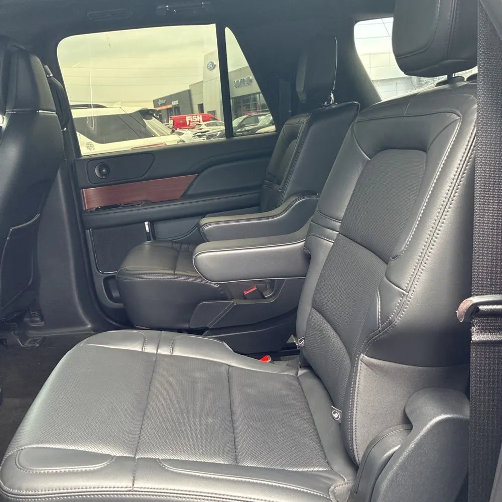 2023 Lincoln Navigator L Reserve