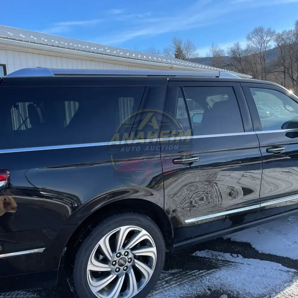 2023 Lincoln Navigator L Reserve