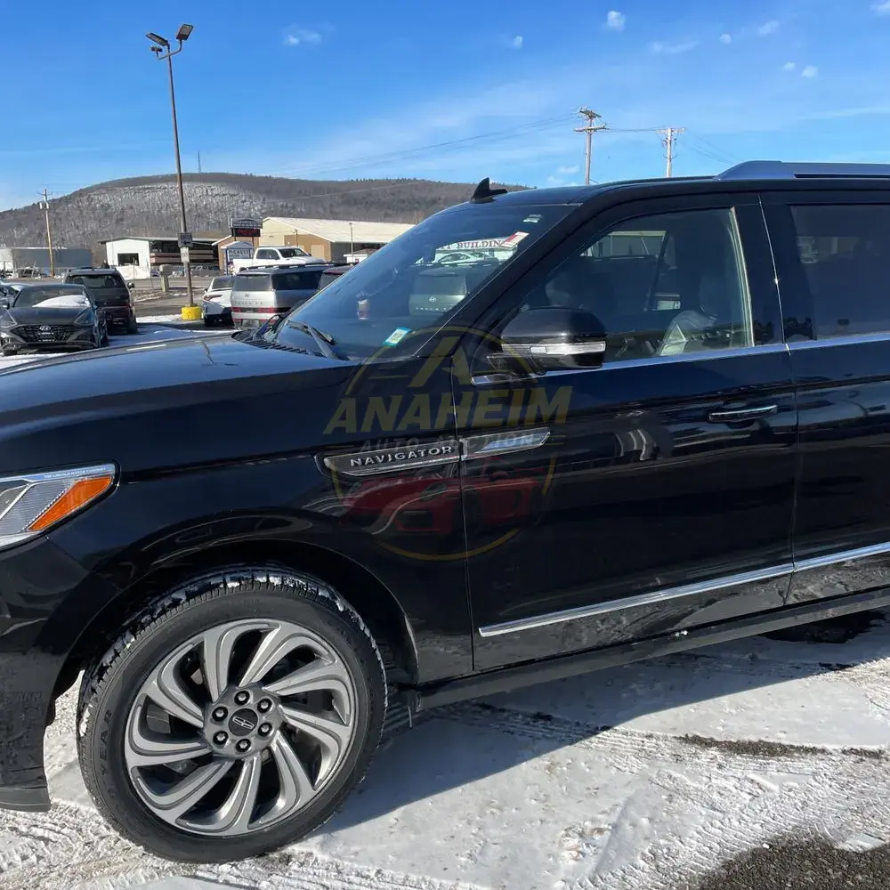 2023 Lincoln Navigator L Reserve
