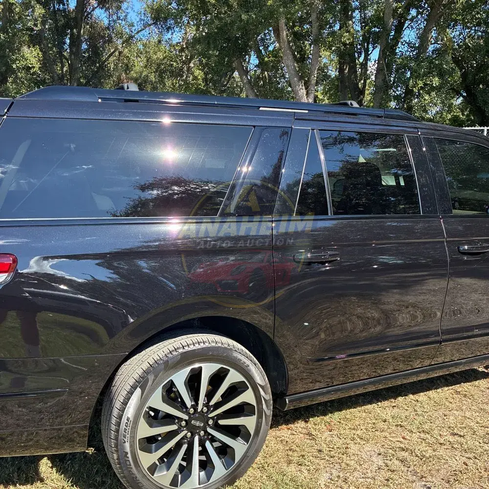 2022 Lincoln Navigator L Reserve