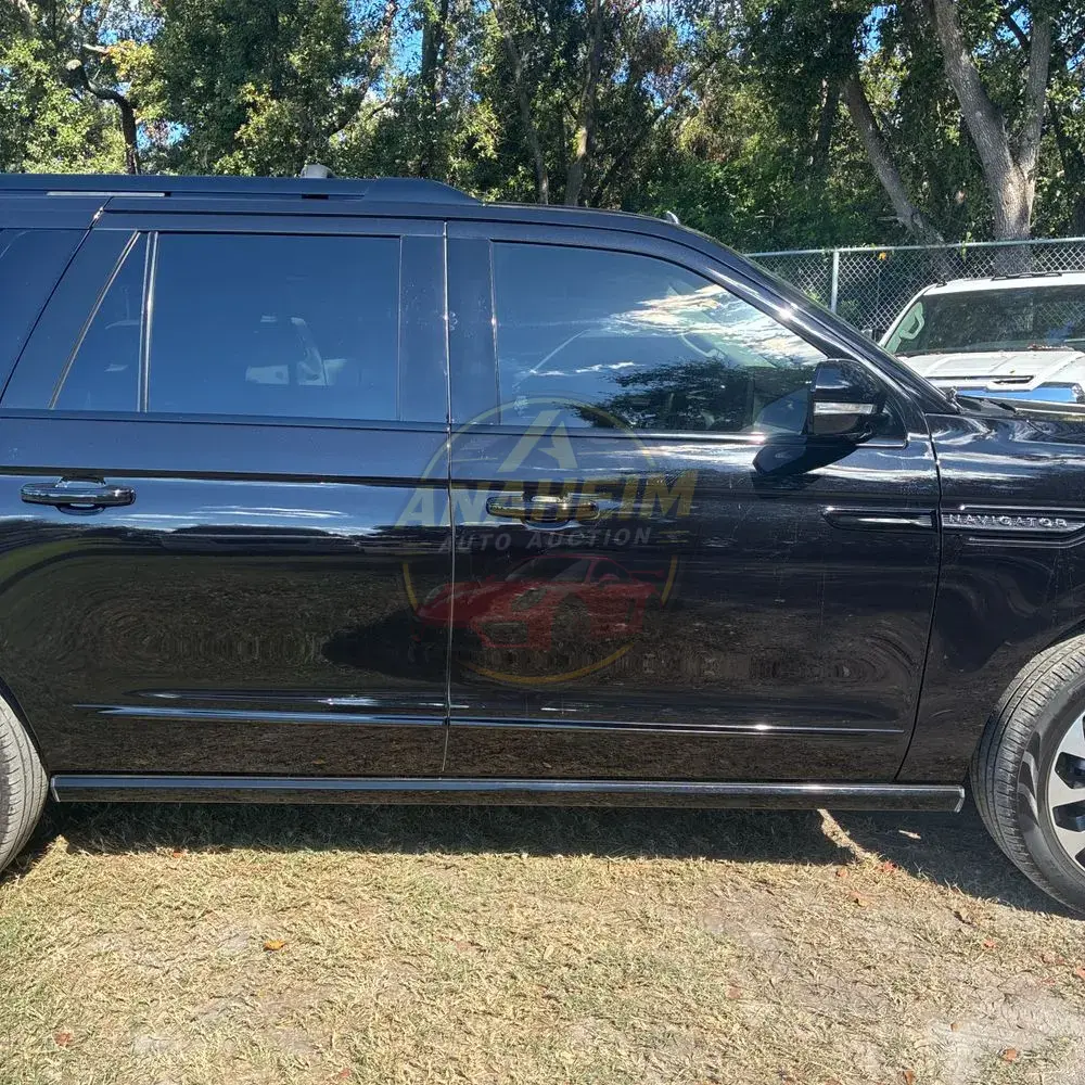 2022 Lincoln Navigator L Reserve