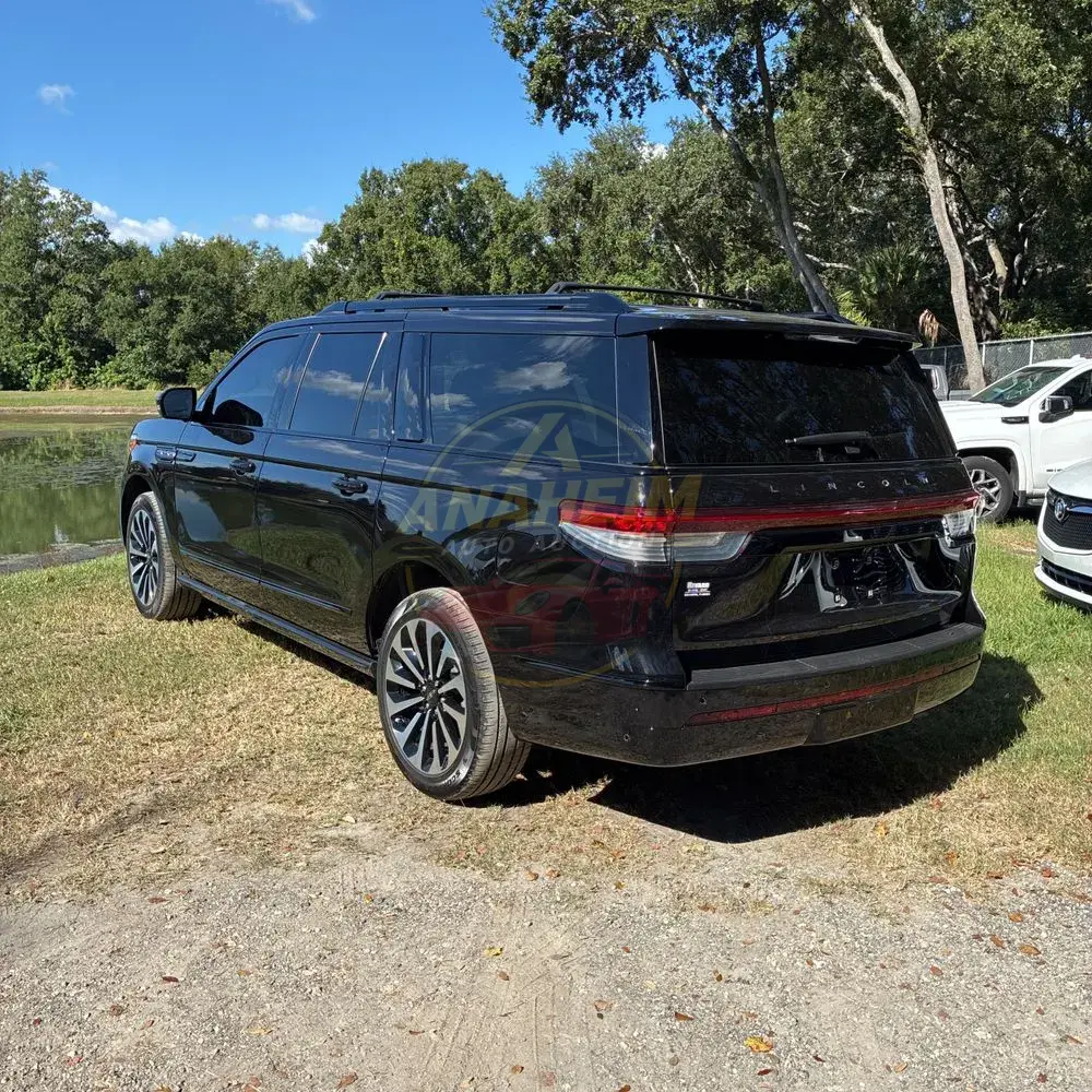 2022 Lincoln Navigator L Reserve