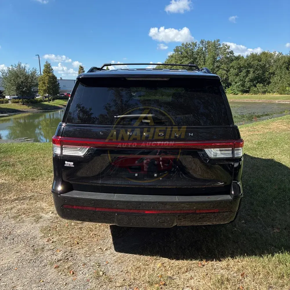 2022 Lincoln Navigator L Reserve