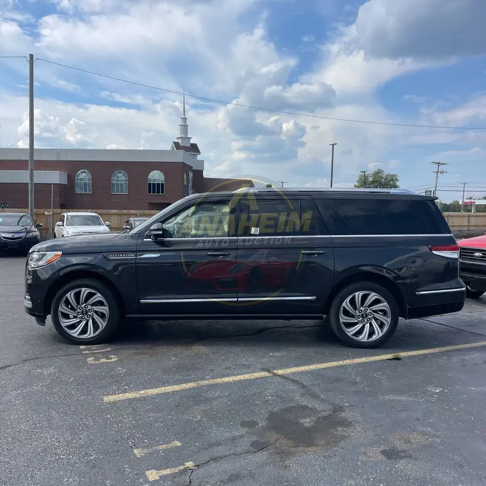 2022 Lincoln Navigator L Reserve