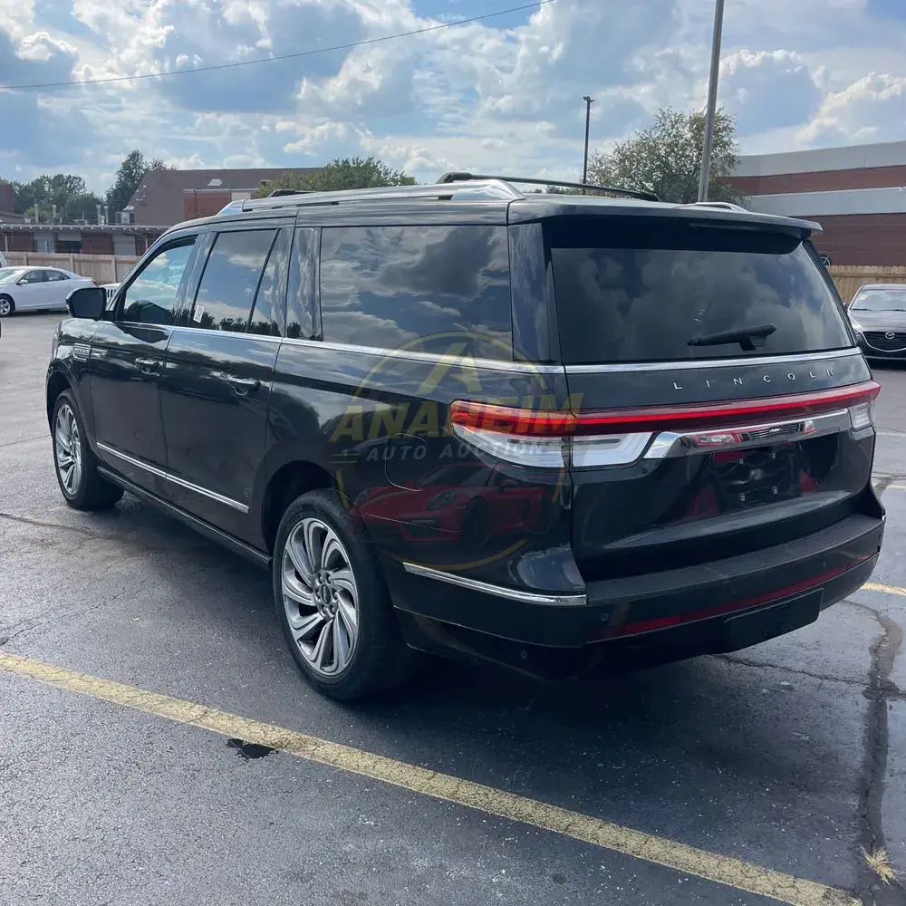 2022 Lincoln Navigator L Reserve