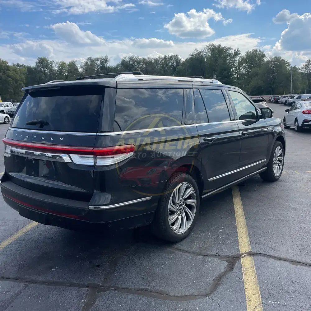 2022 Lincoln Navigator L Reserve