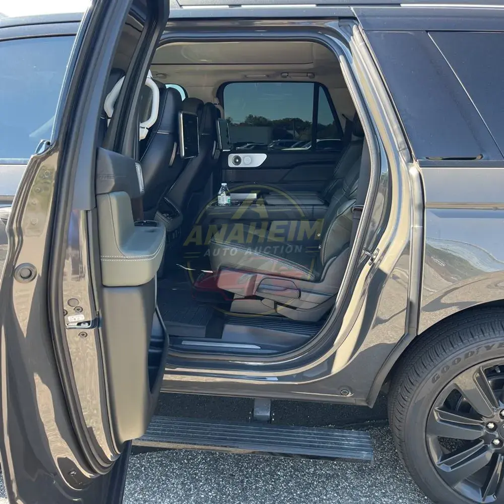 2023 Lincoln Navigator L Black Label