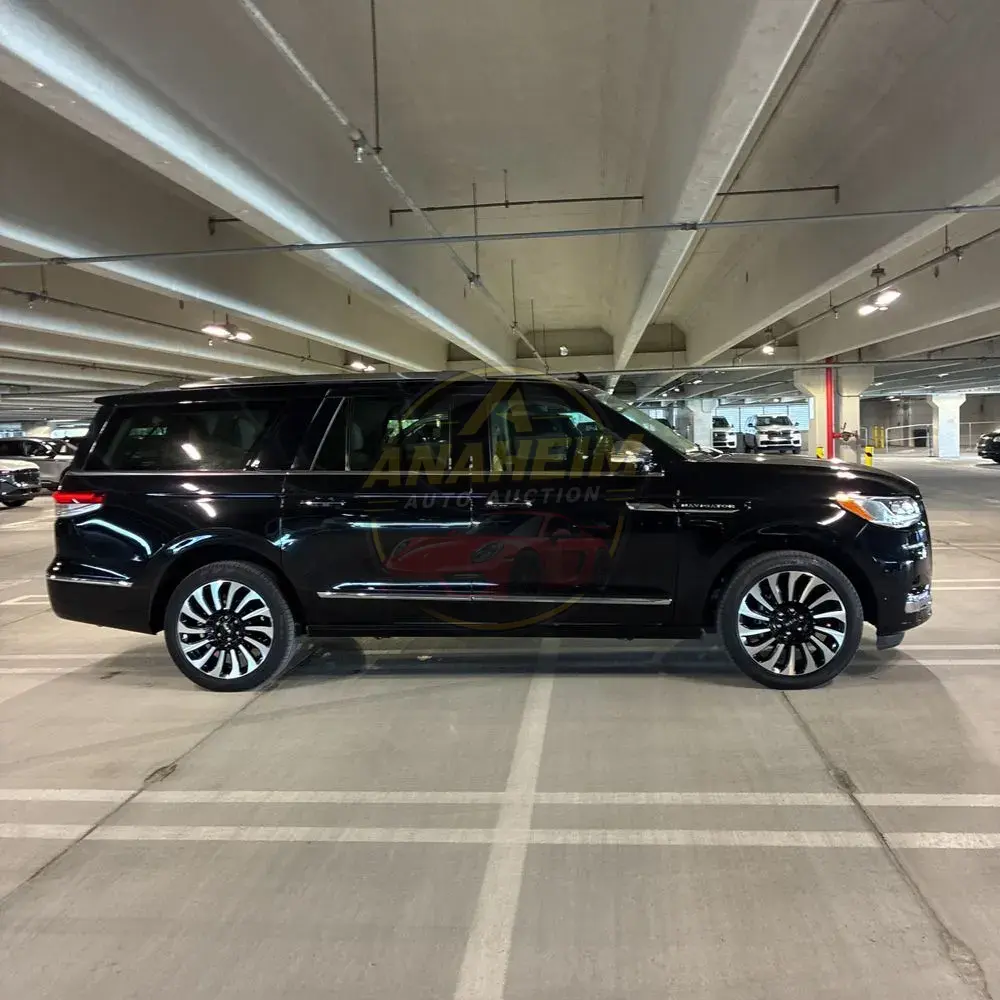 2023 Lincoln Navigator L Black Label