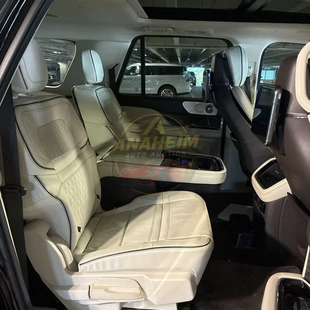 2023 Lincoln Navigator L Black Label