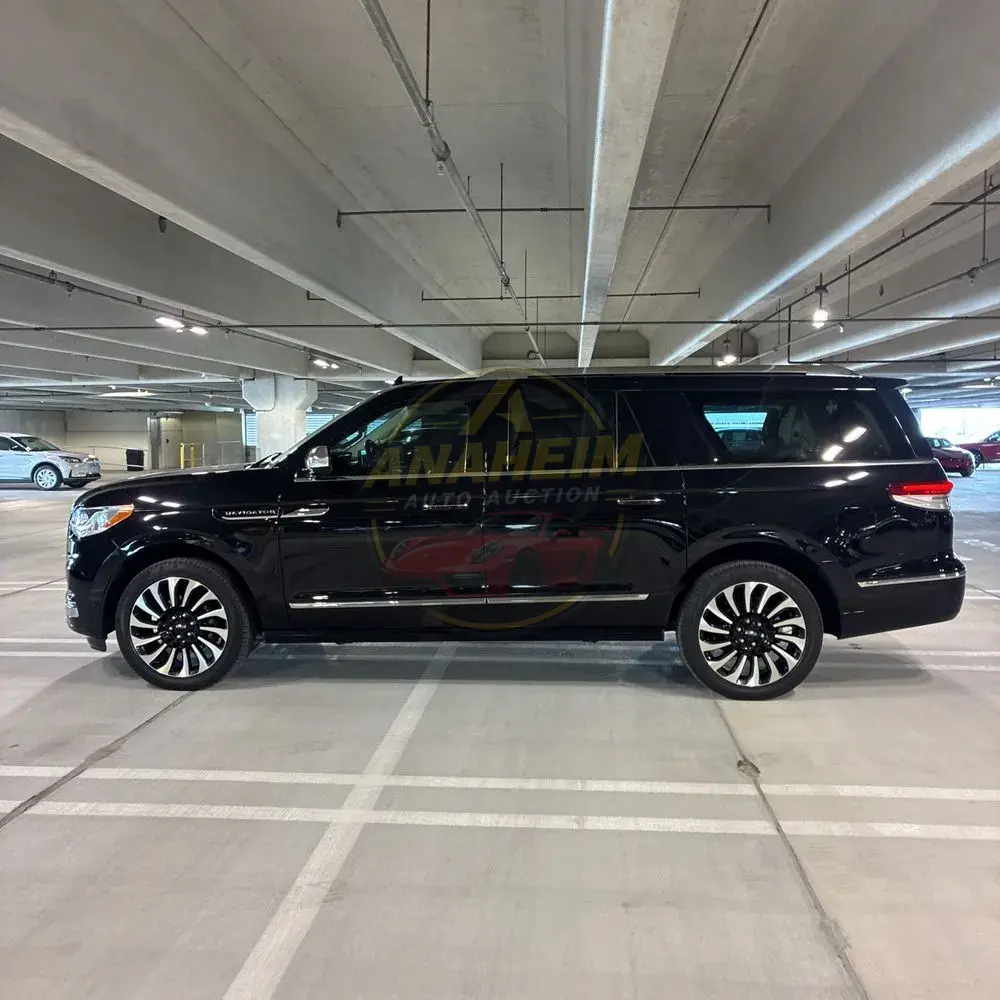 2023 Lincoln Navigator L Black Label