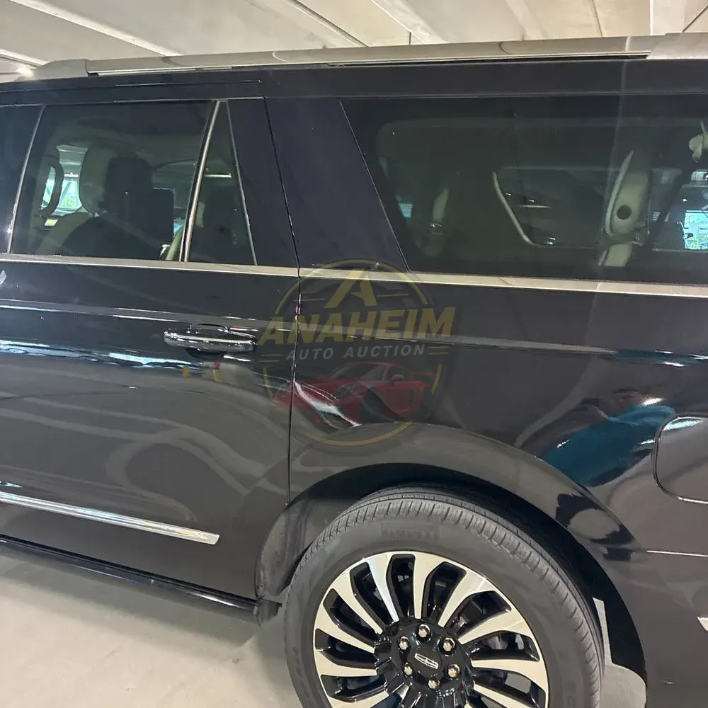 2023 Lincoln Navigator L Black Label