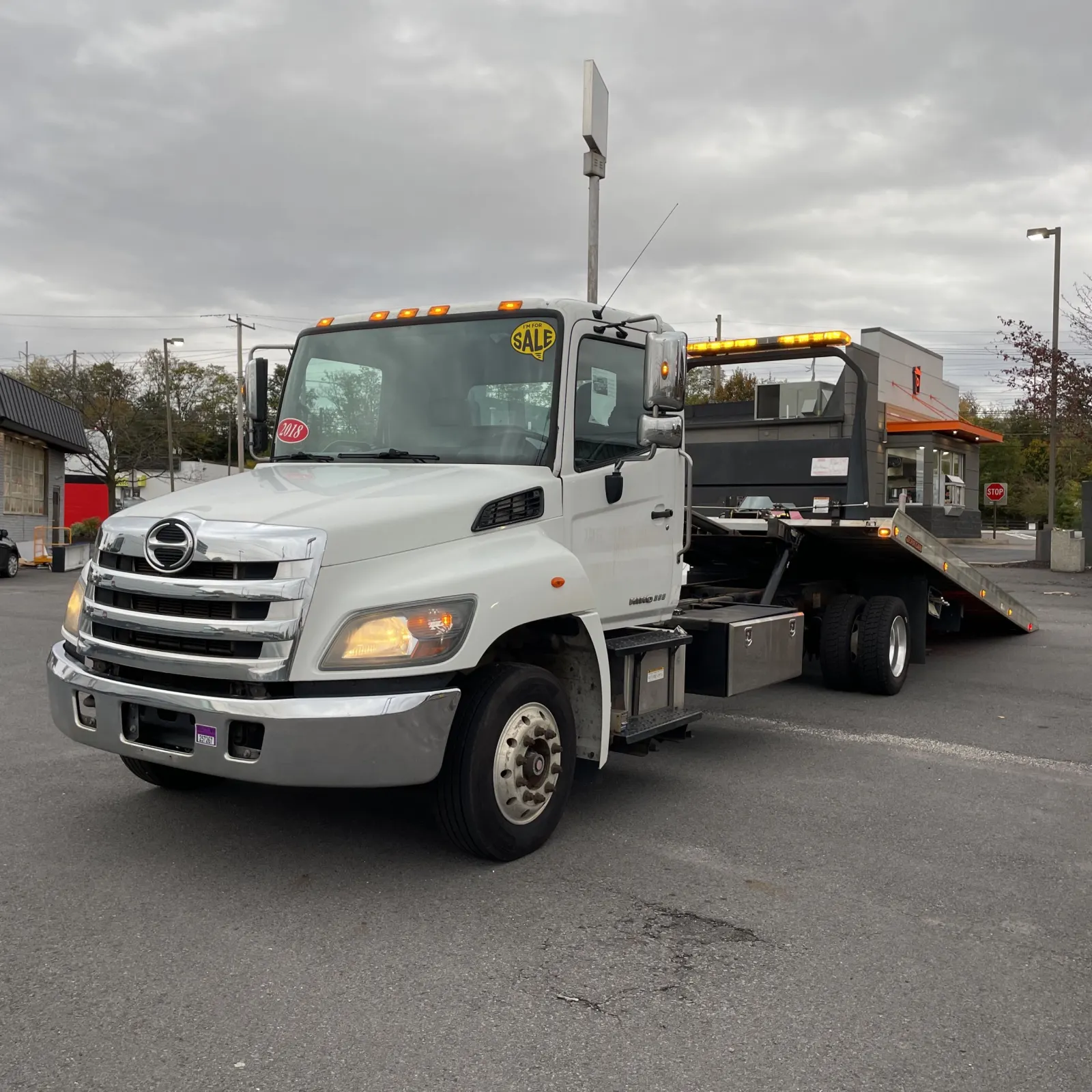 2019 Hino Commercial CA84.6-203.6 CONV CAB  TRUCK 4X2 7.7L