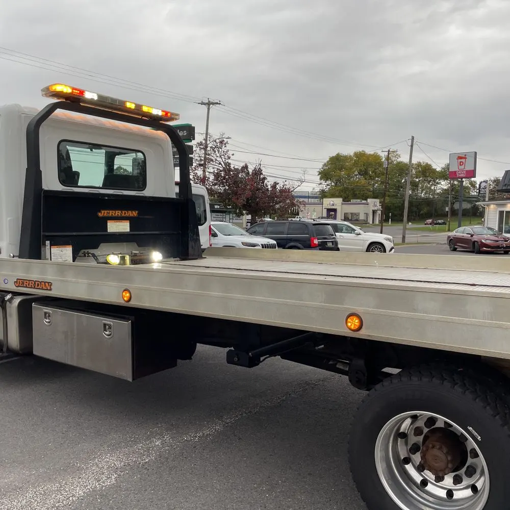 2019 Hino Commercial CA84.6-203.6 CONV CAB  TRUCK 4X2 7.7L