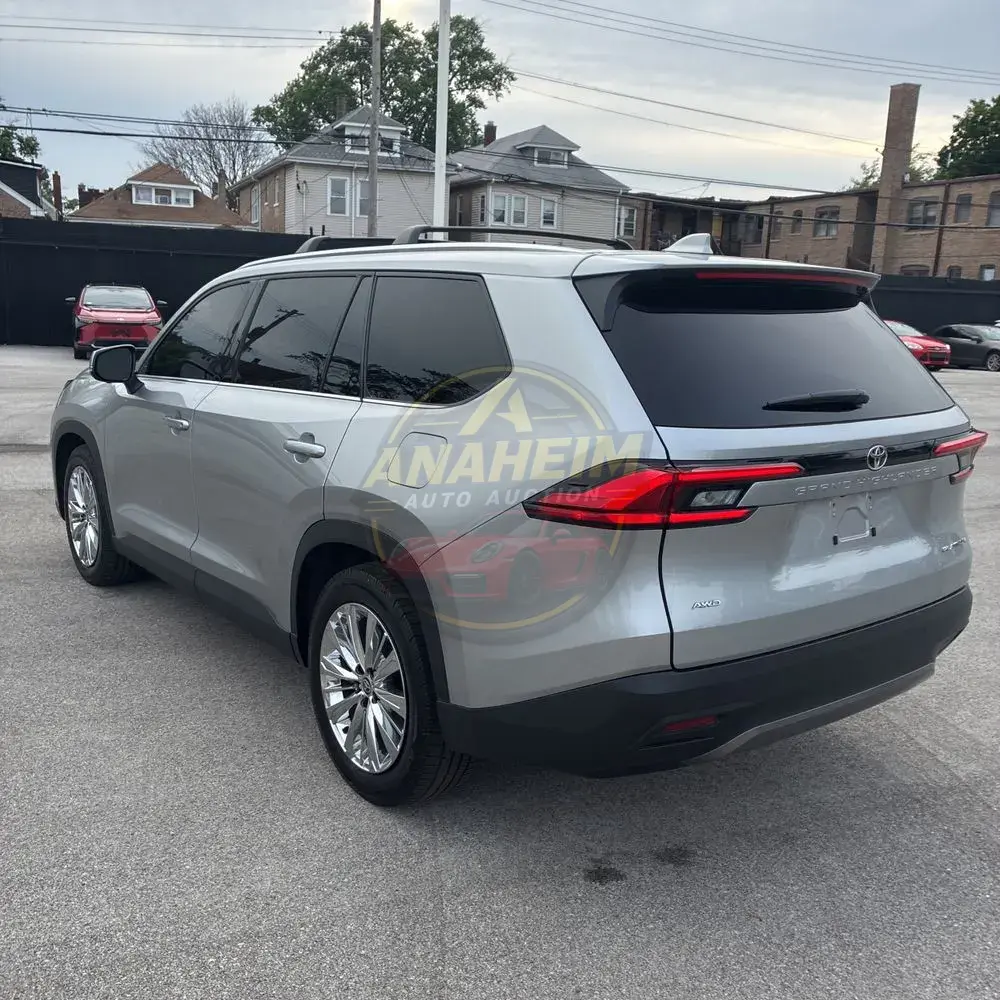 2024 Toyota Grand Highlander Platinum
