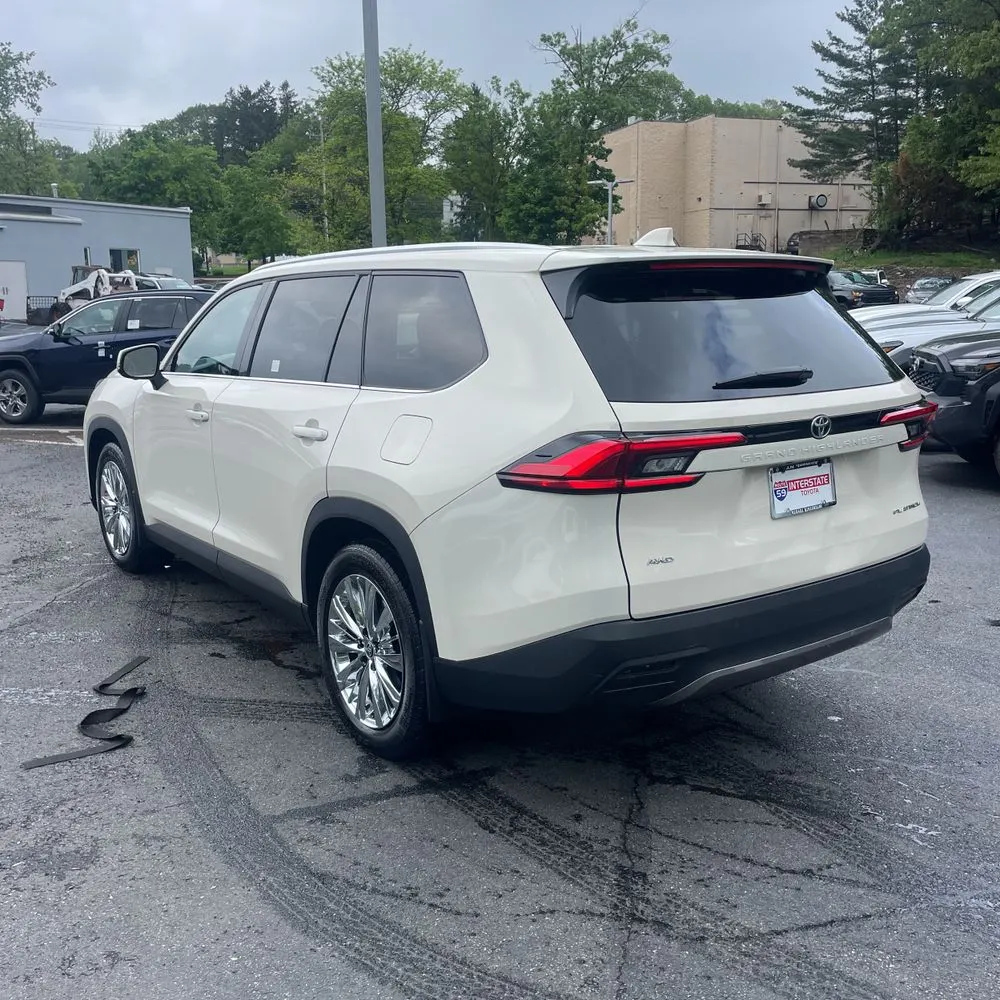 2024 Toyota Grand Highlander Platinum