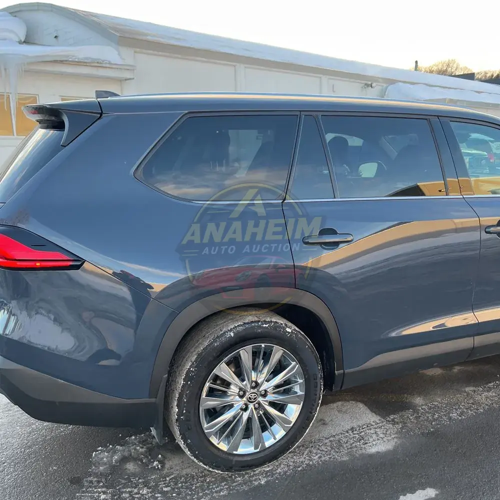 2024 Toyota Grand Highlander Platinum