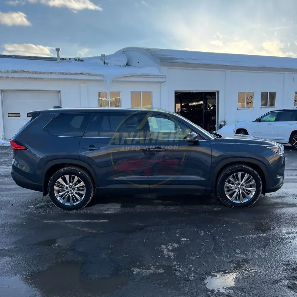 2024 Toyota Grand Highlander Platinum
