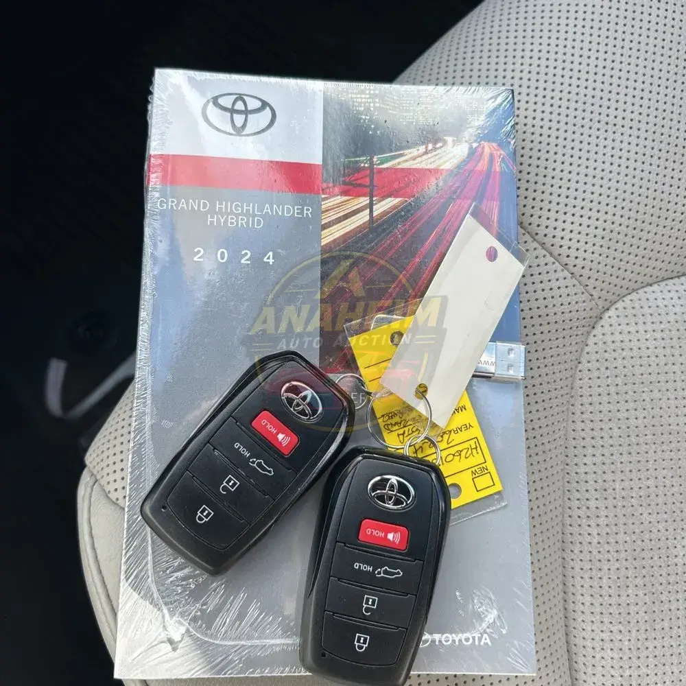 2024 Toyota Grand Highlander Hybrid MAX Limited