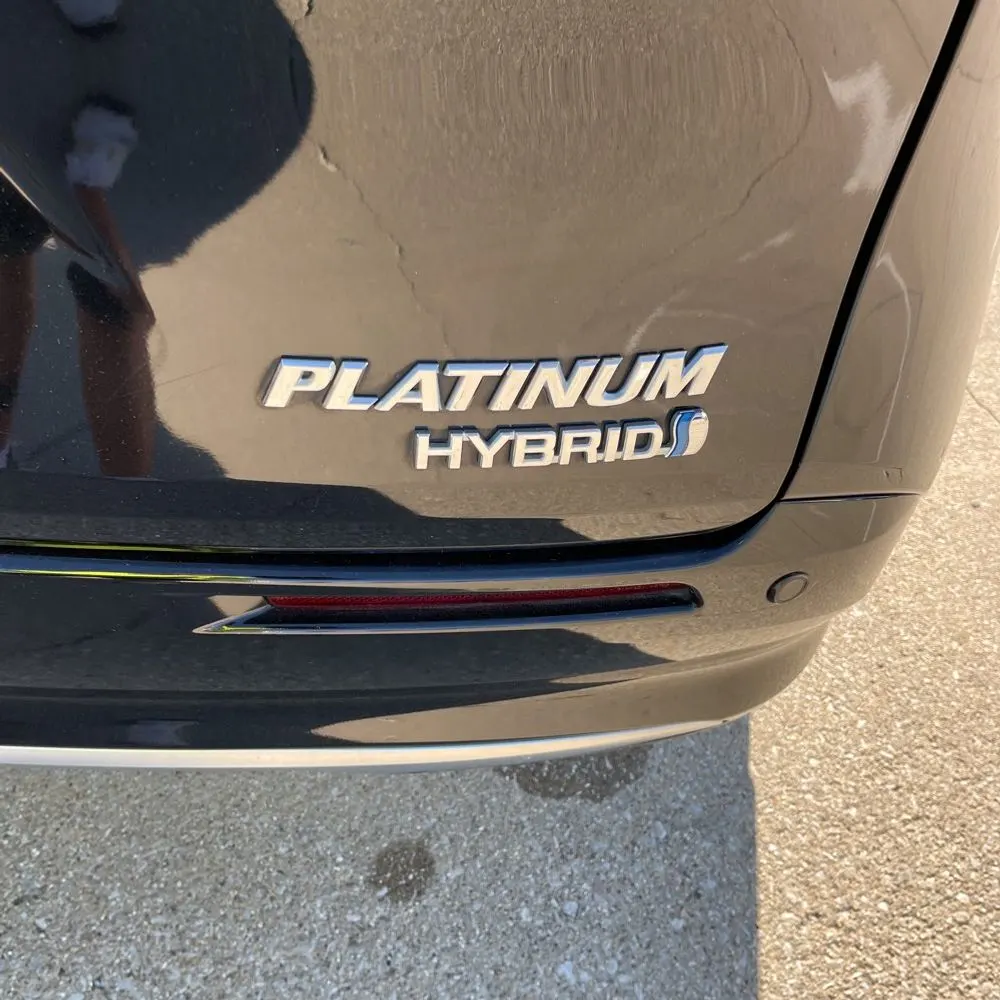 2023 Toyota Sienna Platinum 7-Passenger