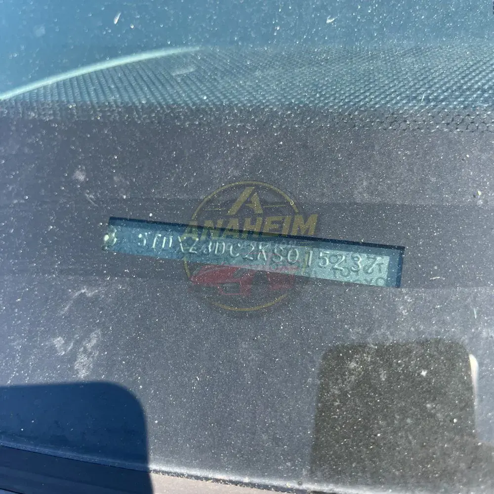 2019 Toyota Sienna SE 8-Passenger