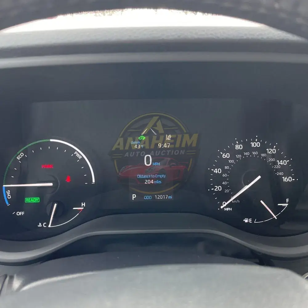 2023 Toyota Sienna XLE 8-Passenger