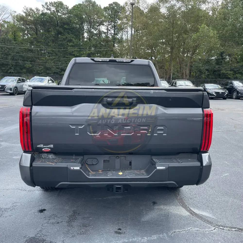 2025 Toyota Tundra SR5