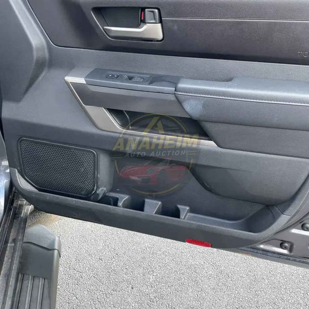 2025 Toyota Tundra SR5