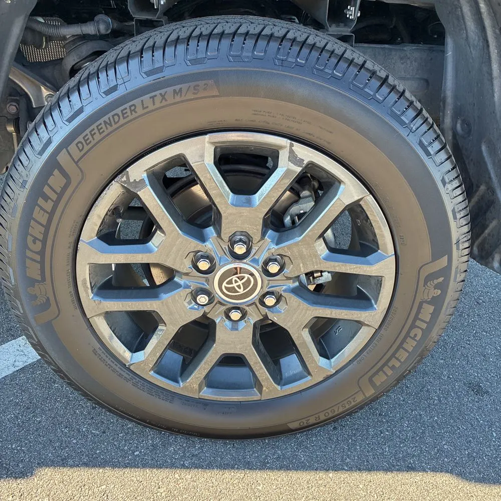 2023 Toyota Tundra Platinum HV
