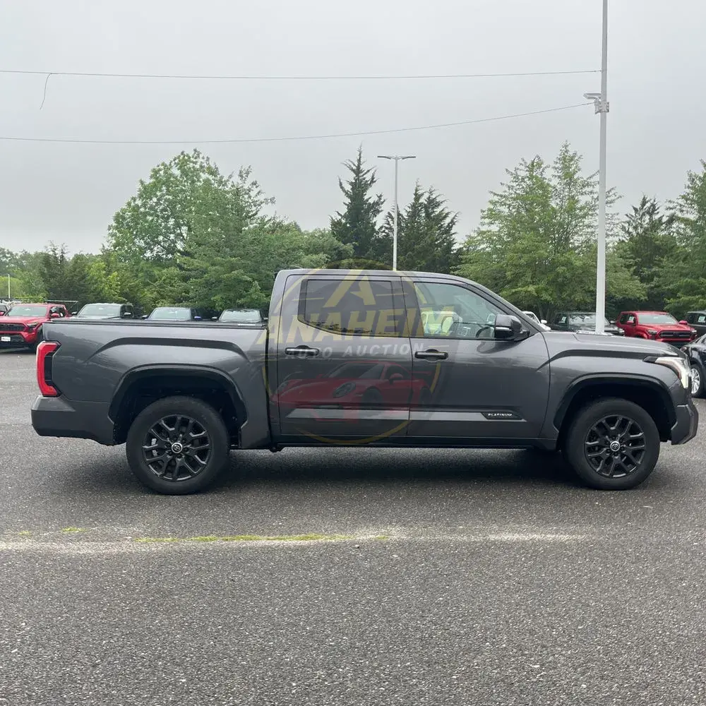 2024 Toyota Tundra Platinum HV