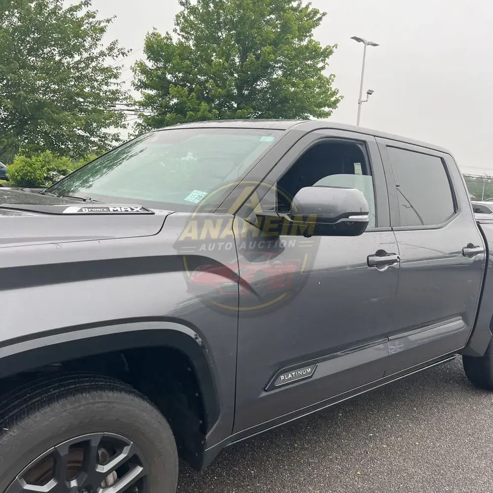 2024 Toyota Tundra Platinum HV
