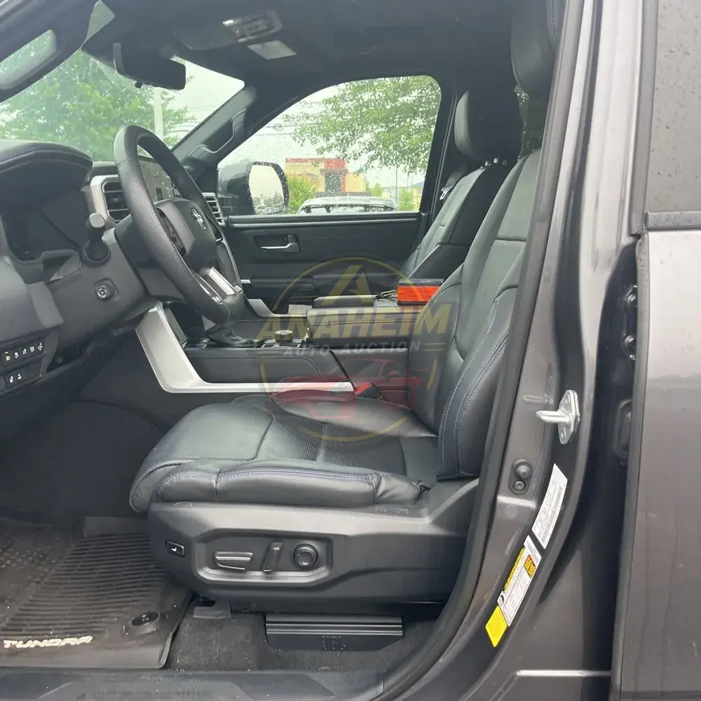 2024 Toyota Tundra Platinum HV