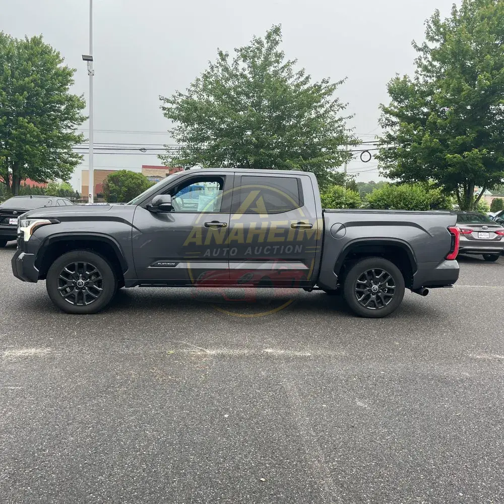2024 Toyota Tundra Platinum HV