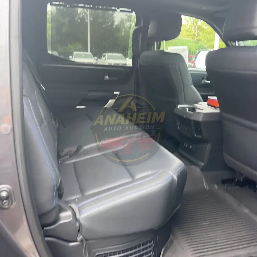 2024 Toyota Tundra Platinum HV