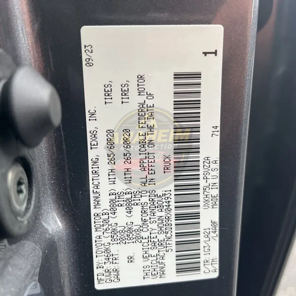 2024 Toyota Tundra Platinum HV