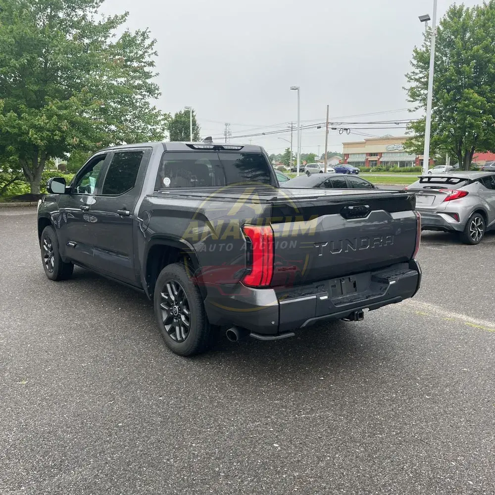 2024 Toyota Tundra Platinum HV