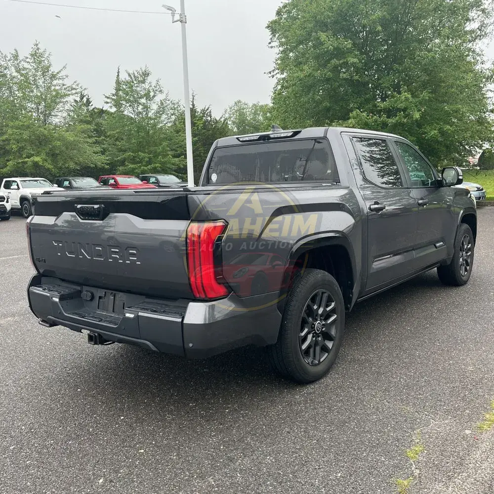 2024 Toyota Tundra Platinum HV