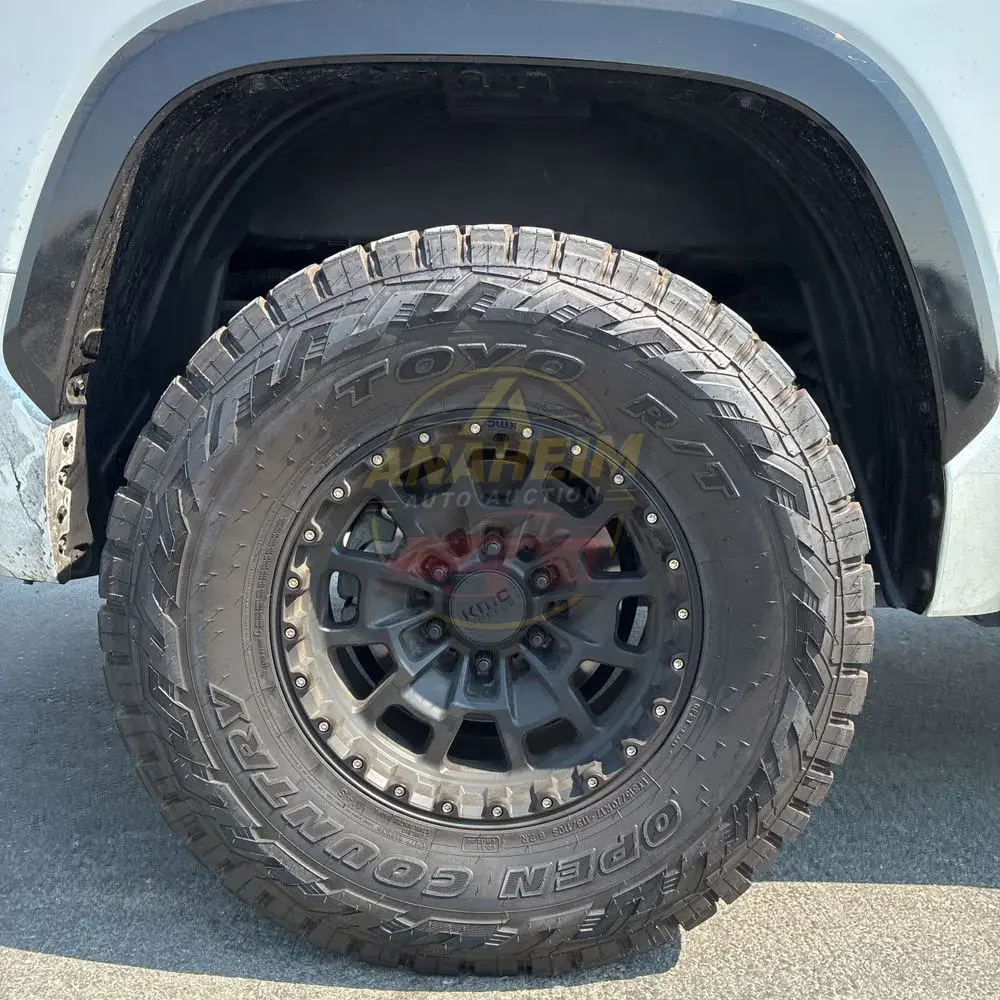 2022 Toyota Tundra Platinum HV