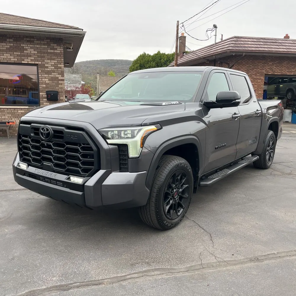 2024 Toyota Tundra Limited HV