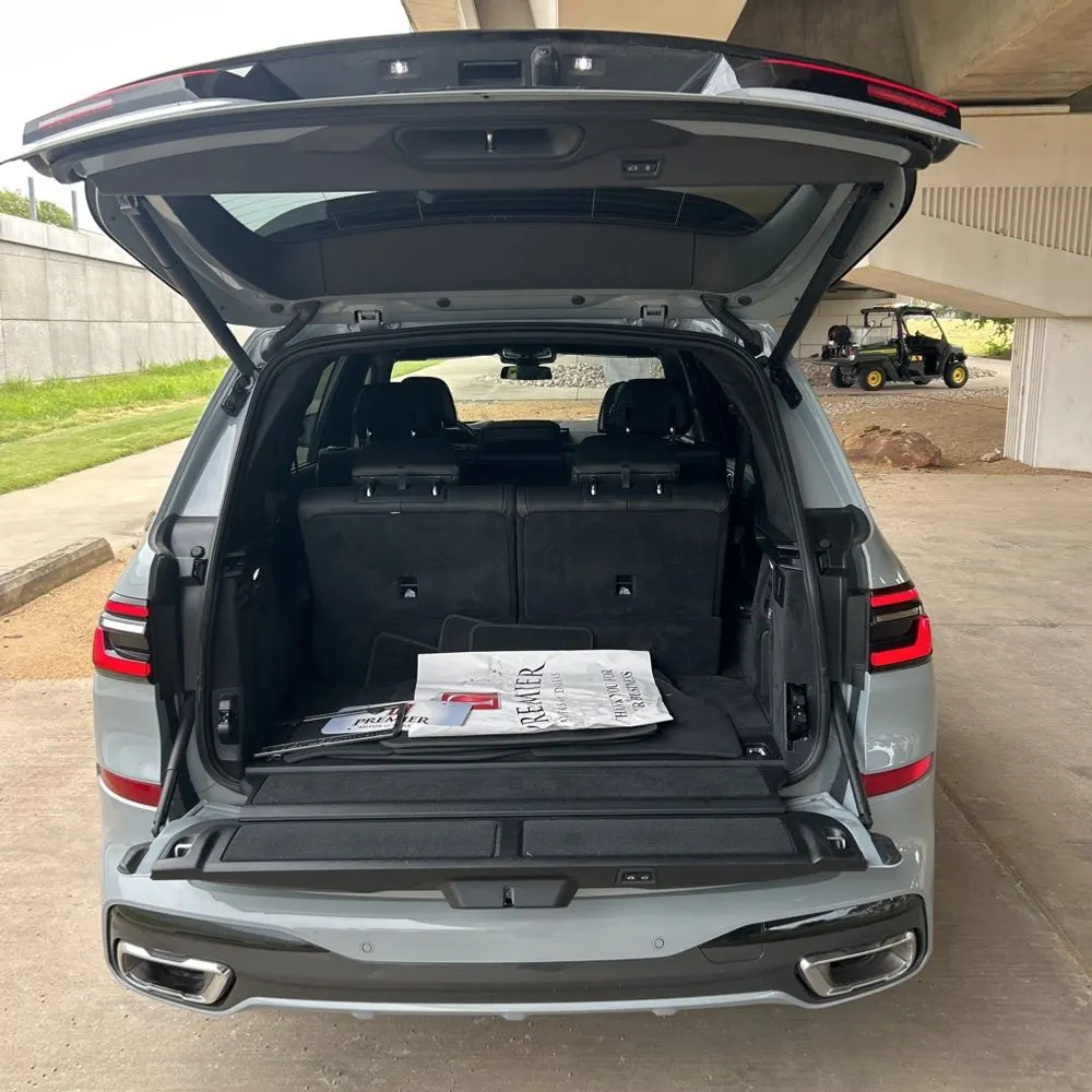 2025 BMW X7 XDrive40i