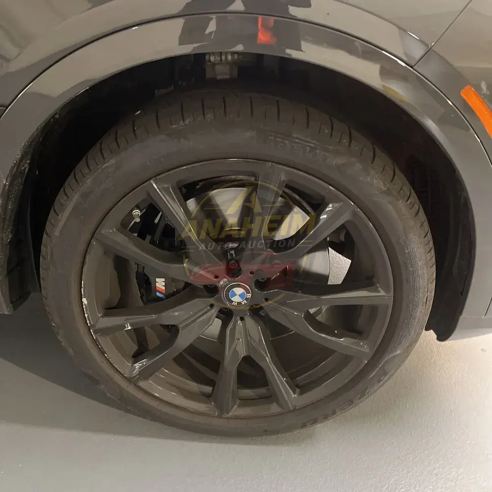 2025 BMW X7 M60i