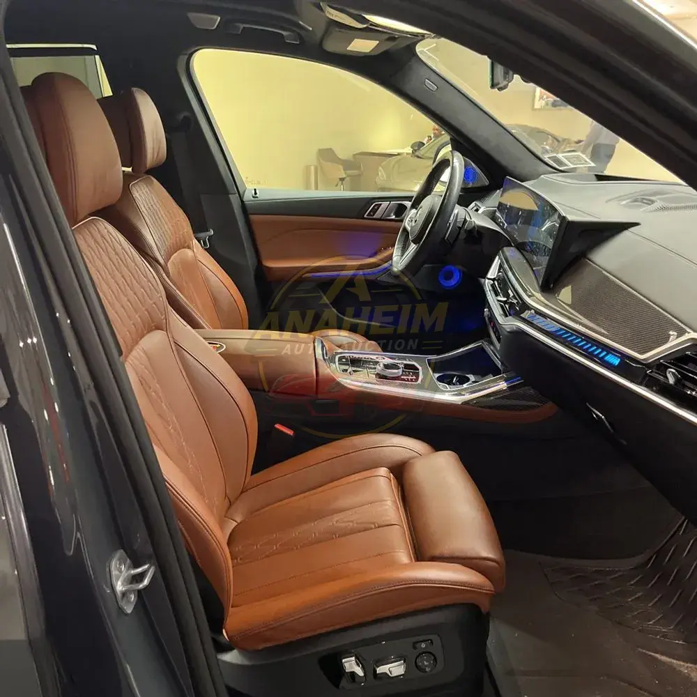 2025 BMW X7 M60i