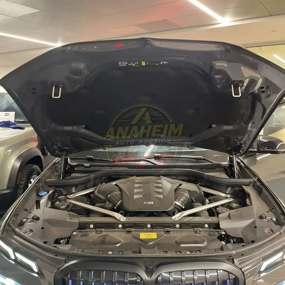 2025 BMW X7 M60i
